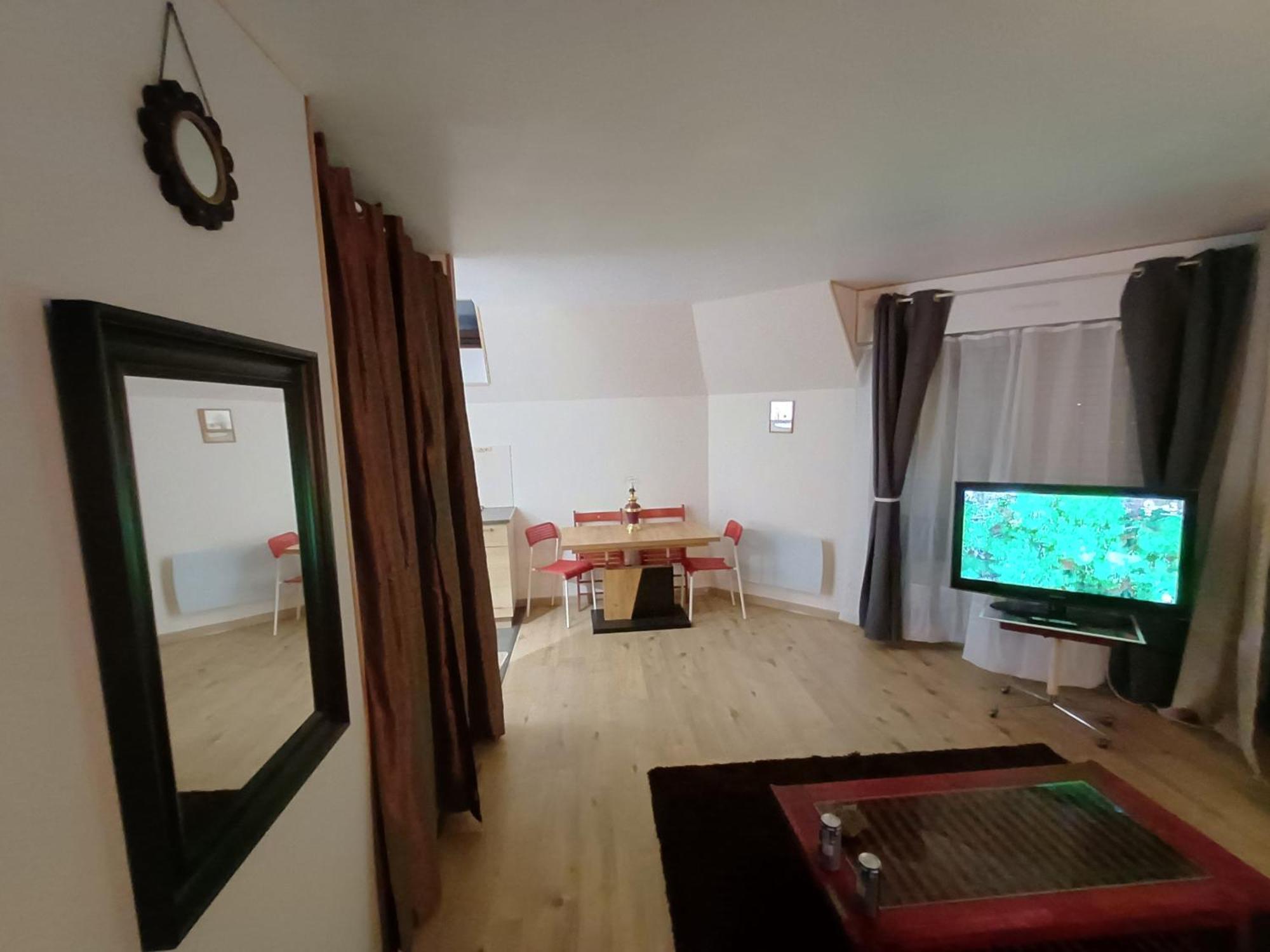 Appartement Independant Proche Paris, Roissy Cdg, Asterix, Disneyland มิทรี-มอรีย์ ภายนอก รูปภาพ