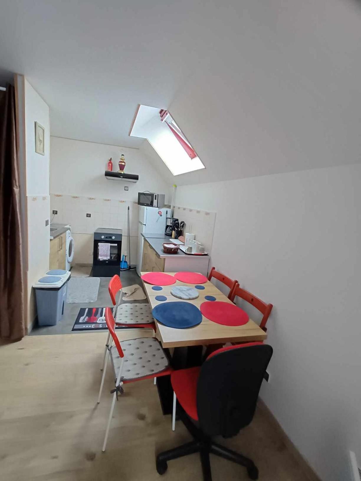 Appartement Independant Proche Paris, Roissy Cdg, Asterix, Disneyland มิทรี-มอรีย์ ภายนอก รูปภาพ